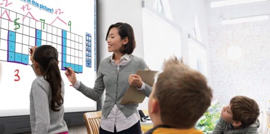 6 Ways Smart Screens Foster Learning